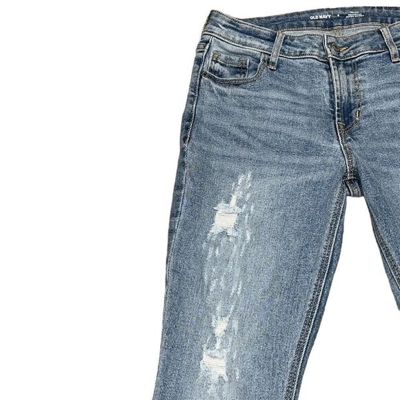 Old Navy Mid-Rise Destructed Super Skinny Jeans - Picture 8 of 15